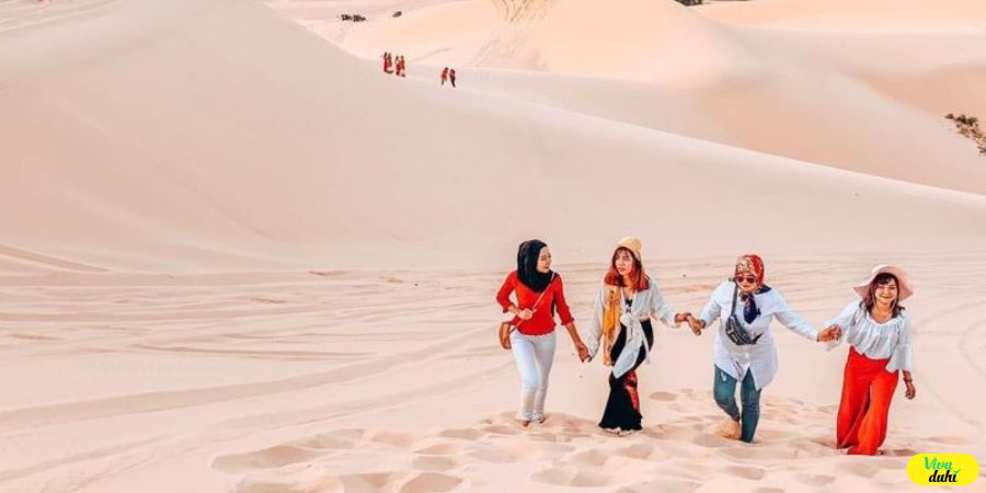 Tour Khách Đoàn & Lẻ